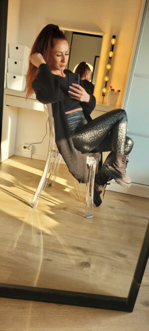 Lange Strickjacke Schwarz – Bild 3